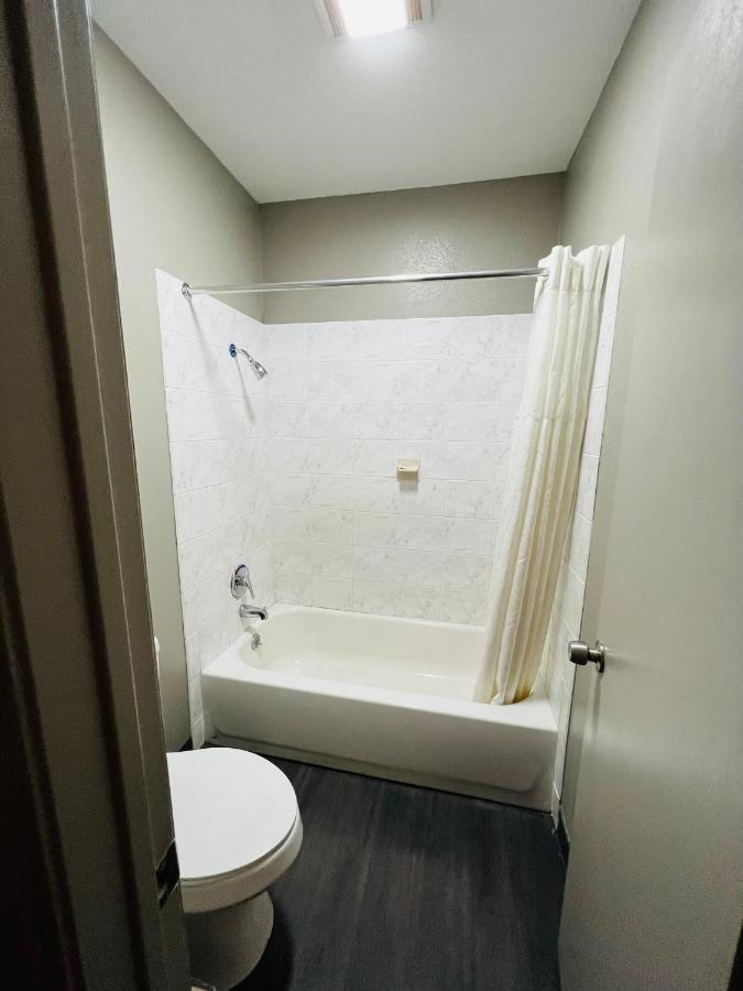 Deluxe Inn Bossier City Dış mekan fotoğraf